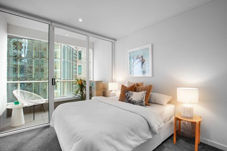 Stunning Apartment in Unbeatable Location! - Photo 4