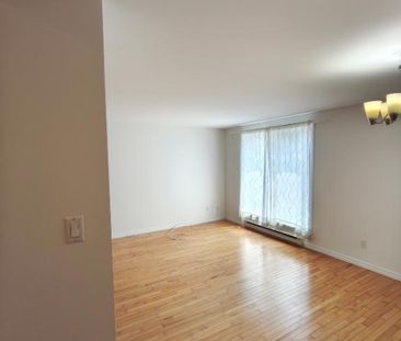 4½ Laval | Métro Concorde | Parking + Rangement | 1700$ - Photo 3