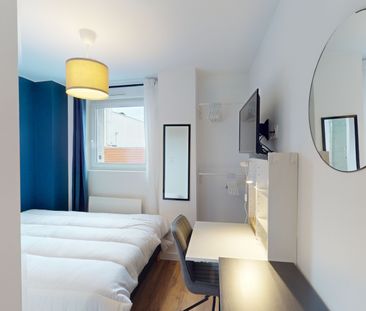BARBATRE C Roommate 3 Bedrooms at Reims - Photo 6