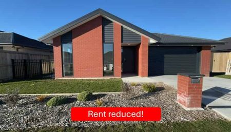 Beautiful Family Home in West Faringdon - Photo 2