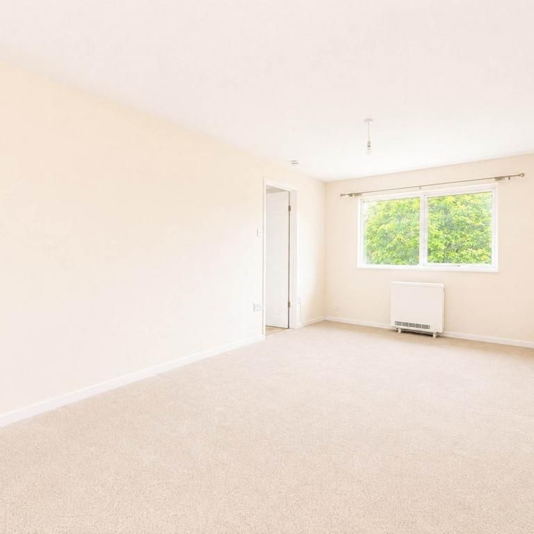 2 bedroom maisonette to rent - Photo 1