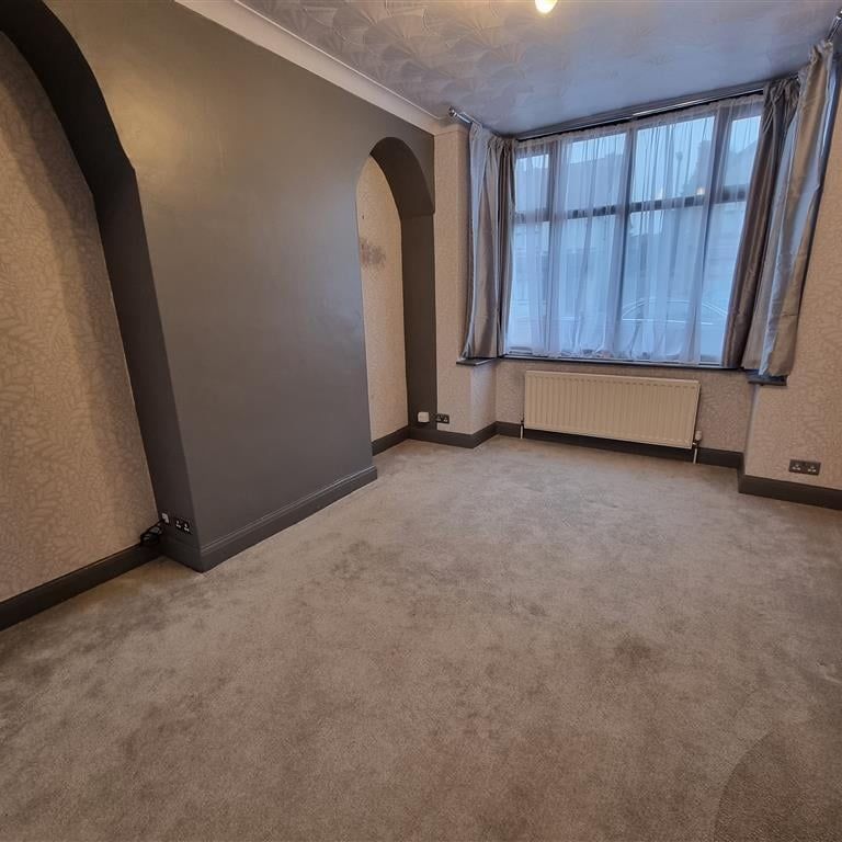 SwanningtonStreet, BURTON-ON-TRENT - Photo 1