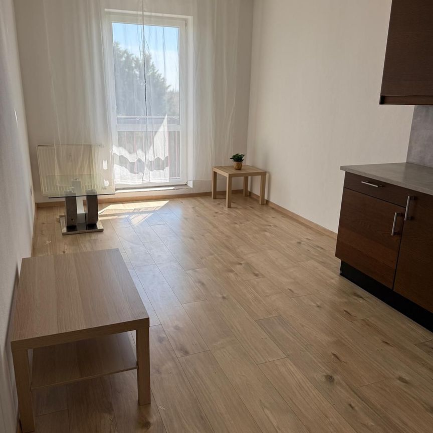 Na PRENÁJOM 2 izbový byt - v Miloslavove - Agátova ul. - Photo 1