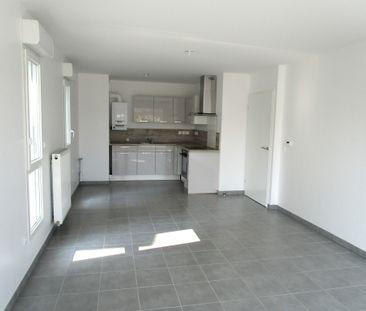 Location Appartement 2 pièces 49m² REIMS 51100 - Photo 3