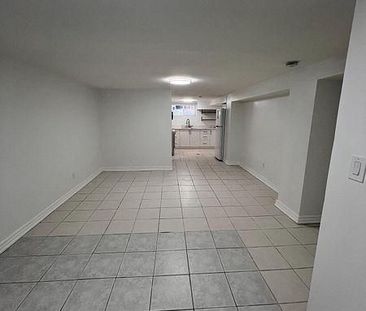 For Lease - 77 Highland Park Boulevard, Markham, Ontario - Photo 2