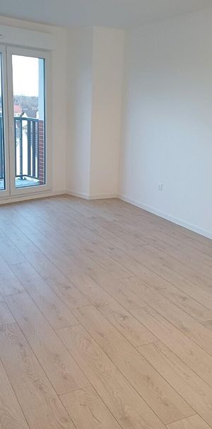 location Appartement T1 DE 29.93m² À LE BLANC MESNIL - Photo 1