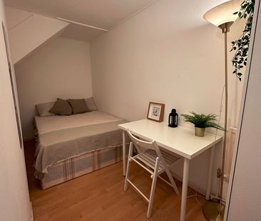 Room in a Shared House, Manchester Drive, W10 - Photo 1