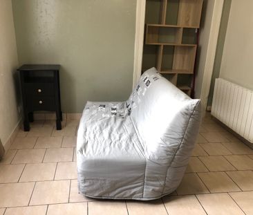 Location Appartement 1 pièce 22m² - Photo 2