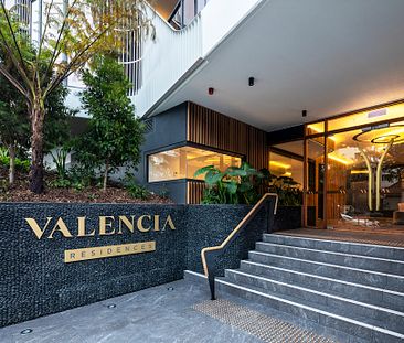 Valencia Residences - Photo 2