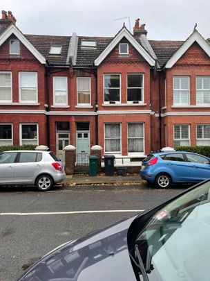 1 Bed Flat, Highdown Road, BN3 - Photo 1