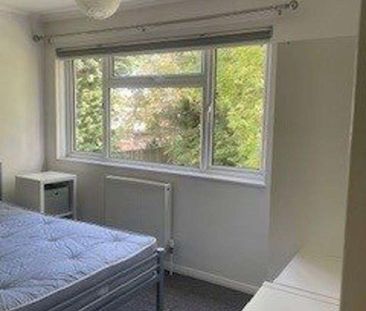 Clement Close, Canterbury, CT1 - Photo 2