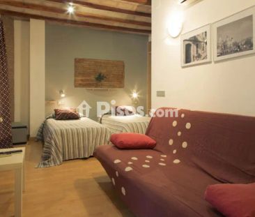 Estudio en alquiler en Ciutat Vella - Photo 2
