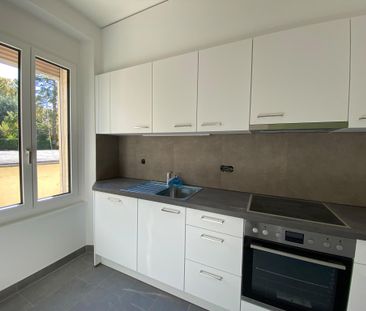 Renovierte 3-Zimmer-Wohnung mit Charme zu vermieten – Biel - Photo 3