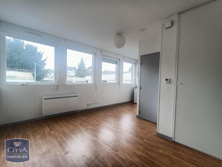 Location Appartement 1 pièce 24m² CHATEAUROUX 36000 - Photo 5