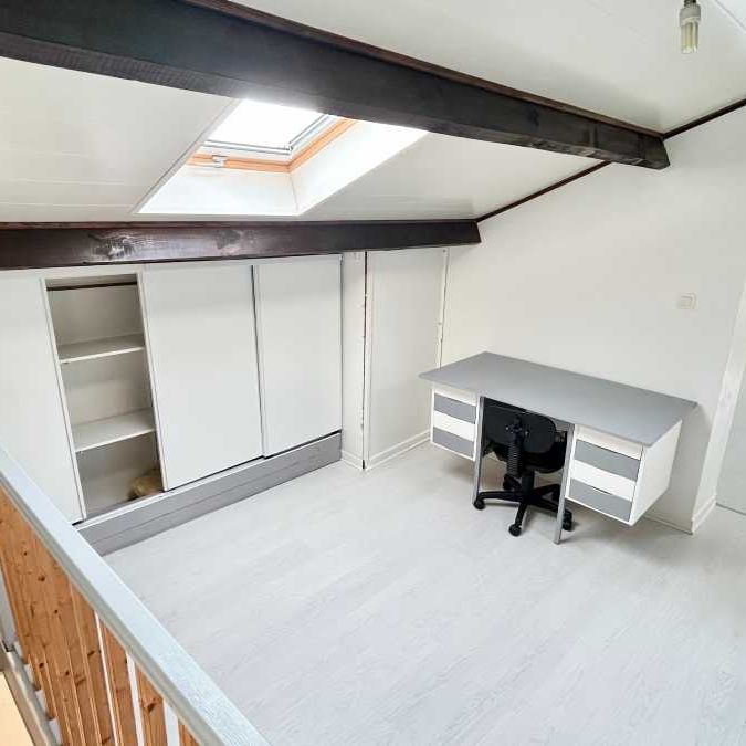 Location / Duplex - Photo 1