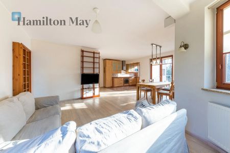 Słoneczny apartament w nowoczesnej willi miejskiej - Zdjęcie 4