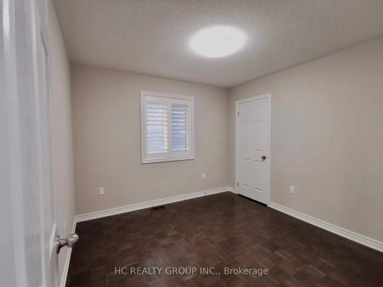 Detached Home For Lease | N9250703 - Photo 1