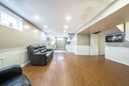 For Lease - 283 Debborah Place, Whitchurch-Stouffville, Ontario - Photo 3