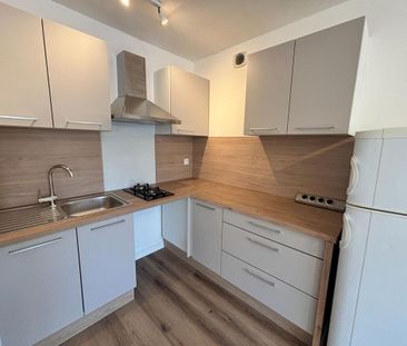 Location Appartement 1 pièce 24m² ST BRIEUC 22000 - Photo 1