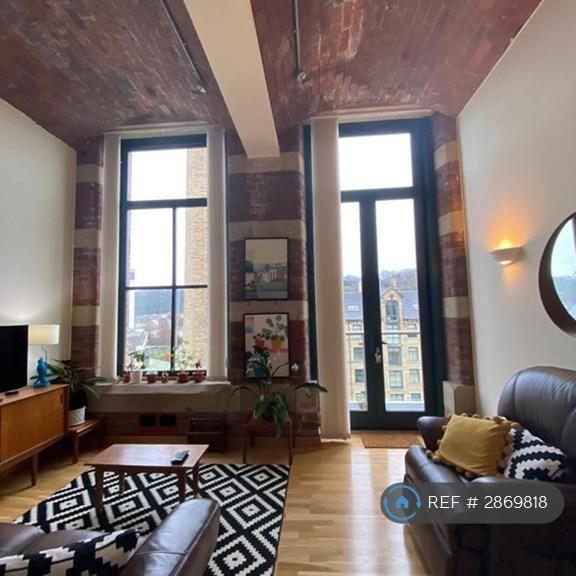 2 bedroom flat to rent - Photo 1