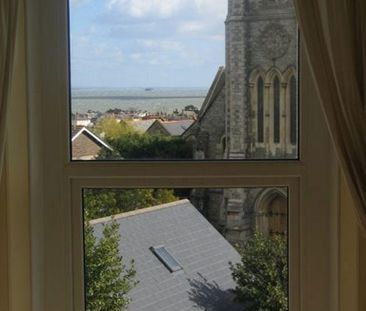 2 bedroom apartment to rent - Photo 6