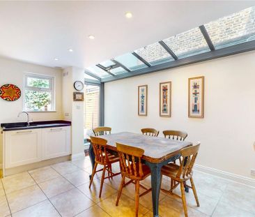 4 bedroom terraced house to rent - Photo 2