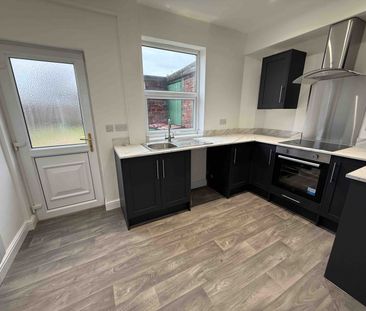 Asquith Avenue, Ealand, Crowle - Photo 1
