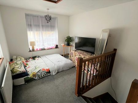 Cottage to rent on - Photo 3