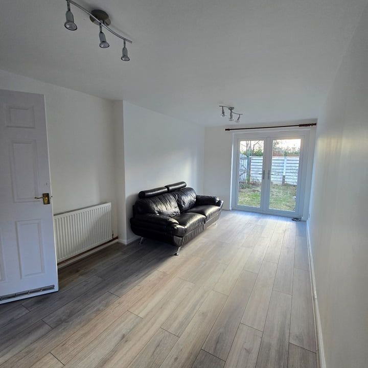 4 Bed Terraced House, Leopold Grove, LS7 - Photo 1