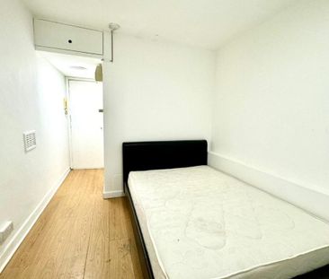 Studio Flat, Fitzjohns Ave, NW3 - Photo 2