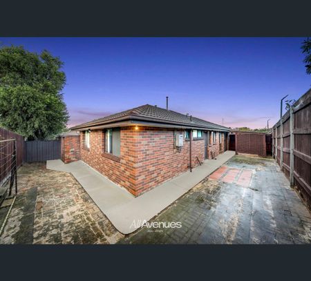 5/216 Sladen Street, Cranbourne, Vic 3977 - Photo 5