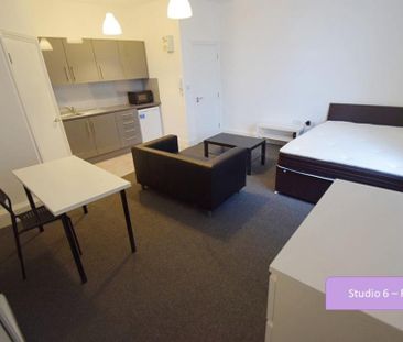 Studio to rent - Photo 6