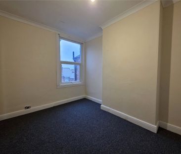 Wordsworth Road, Nottingham, Nottinghamshire, NG7 - Photo 2