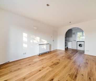 1 bedroom flat to rent - Photo 6