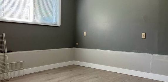 one bed suite near central Maple Ridge - Photo 2