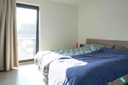 Prachtige halfopen-bebouwing nabij centrum Oostrozebeke - Photo 3