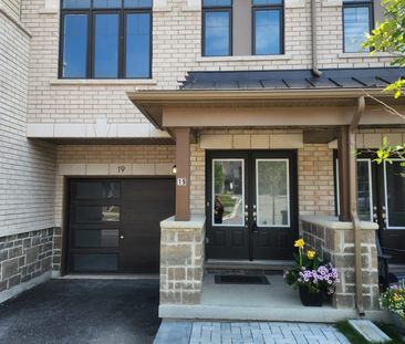 For Lease - 19 Bavin Street, Clarington, Ontario - Photo 2