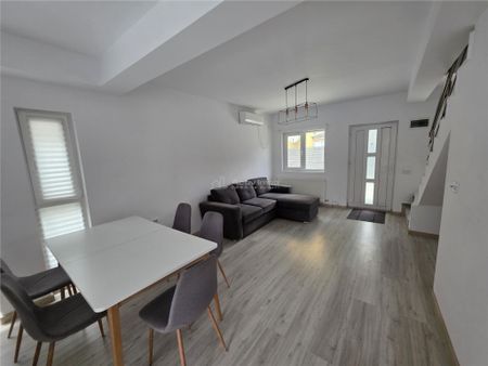 Casa moderna - Tunari - 3 camere - 2 bai - 108mp - 115mp ter - Photo 2