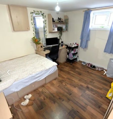 6 Bed - 19 Thornville Terrace, Hyde Park, Leeds - LS6 1JT - Student - Photo 3