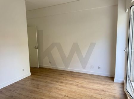 LISBOA, Lisbon - Photo 4