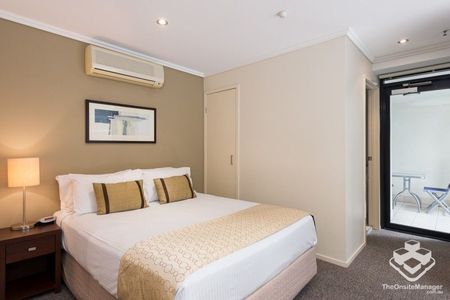 1 Bedroom and 1 Bathroom Studio Inner City Available on 27th October - Photo 3