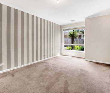 2/50 Thackeray Road, Reservoir VIC 3073 - Photo 2