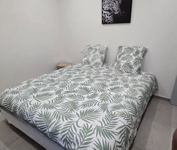 Charmante Villa mit privatem Pool in der Provence – Blick auf den M... - Photo 2