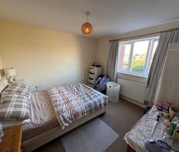 2 Bedroom Flat / Apartment - Richmond Road, Southampton - Photo 4