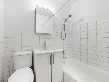 For Lease - 165 Colborne Avenue Unit# 102, Richmond Hill, Ontario - Photo 4