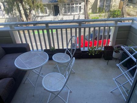 Stylish 4-Bedroom Home in the Heart of Aro Valley - Photo 2