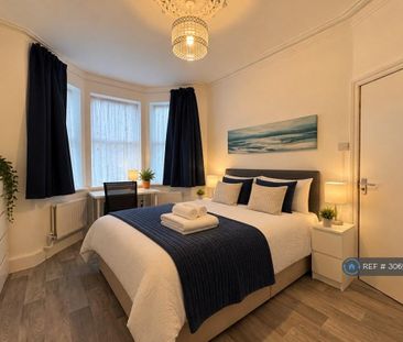 1 bedroom in a house share to rent - Photo 1