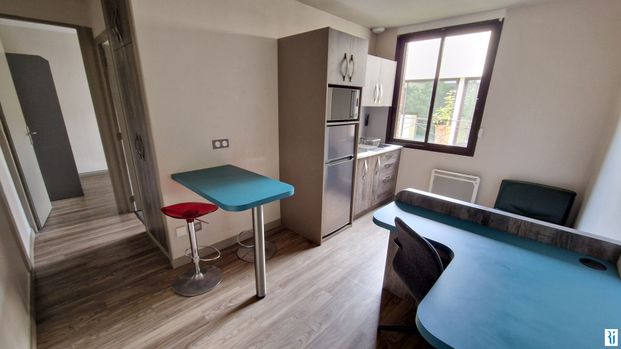 Location Appartement DEVILLE LES ROUEN - Photo 1