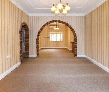 Prime Location and Family-Friendly Comforts - Photo 1