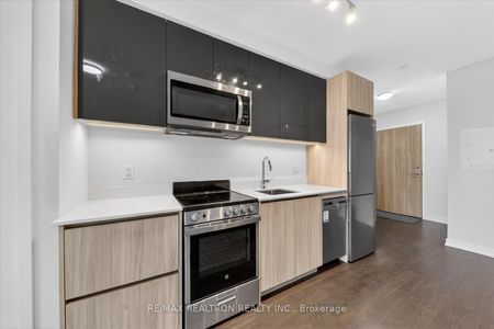 For Lease - 3100 Keele Street Unit# 323, Toronto, Ontario - Photo 3